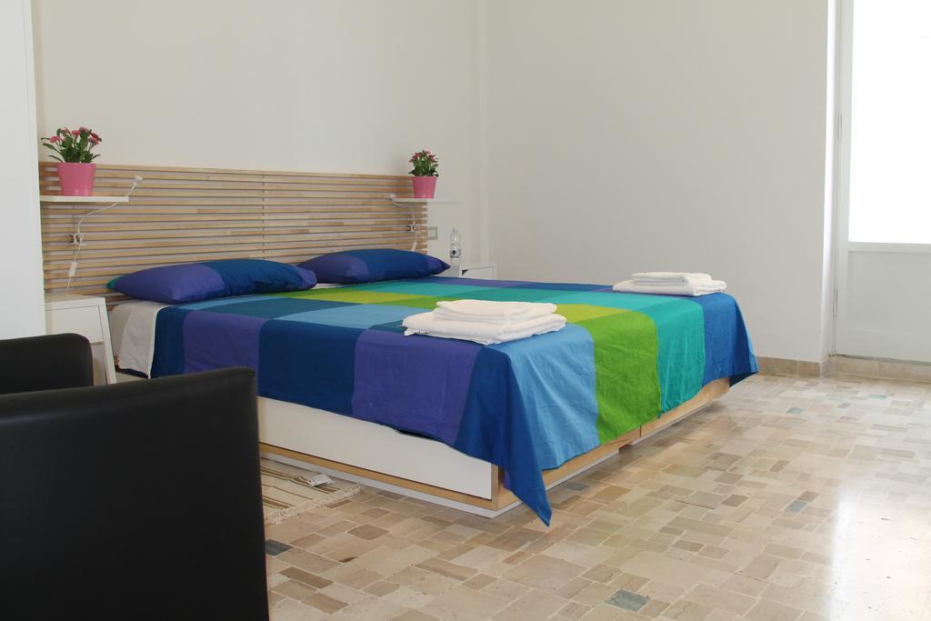 Stephenson Apartment Милано Стая снимка