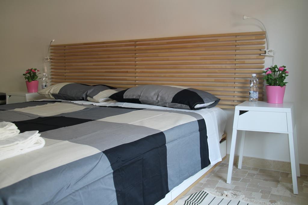 Stephenson Apartment Милано Стая снимка