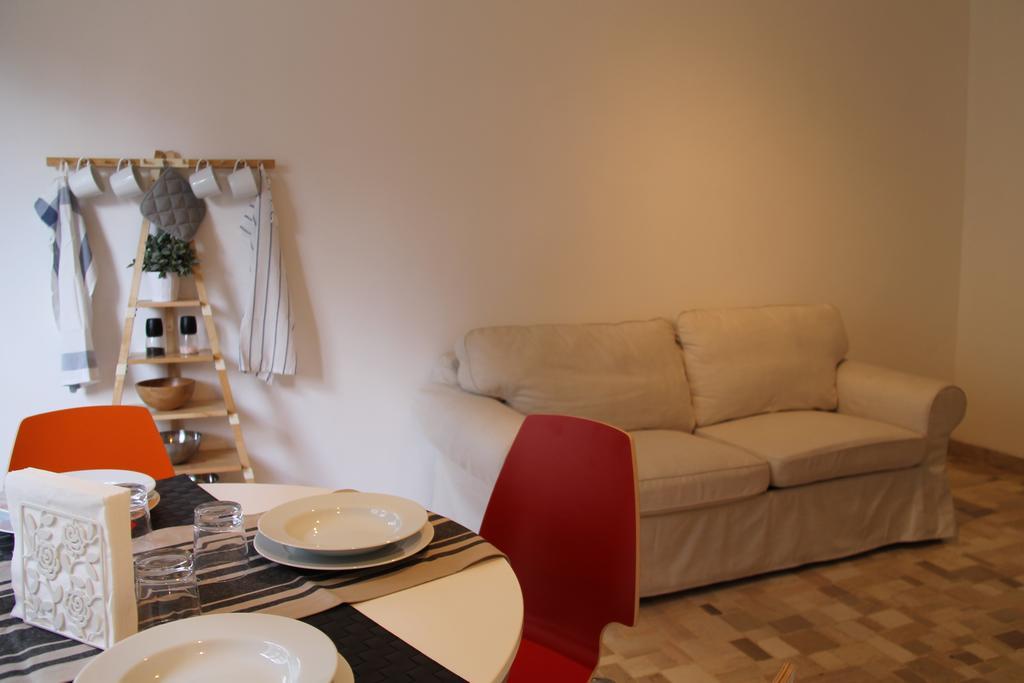 Stephenson Apartment Милано Стая снимка