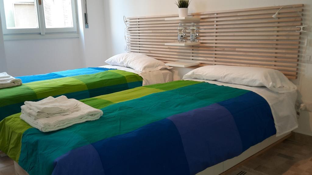 Stephenson Apartment Милано Стая снимка