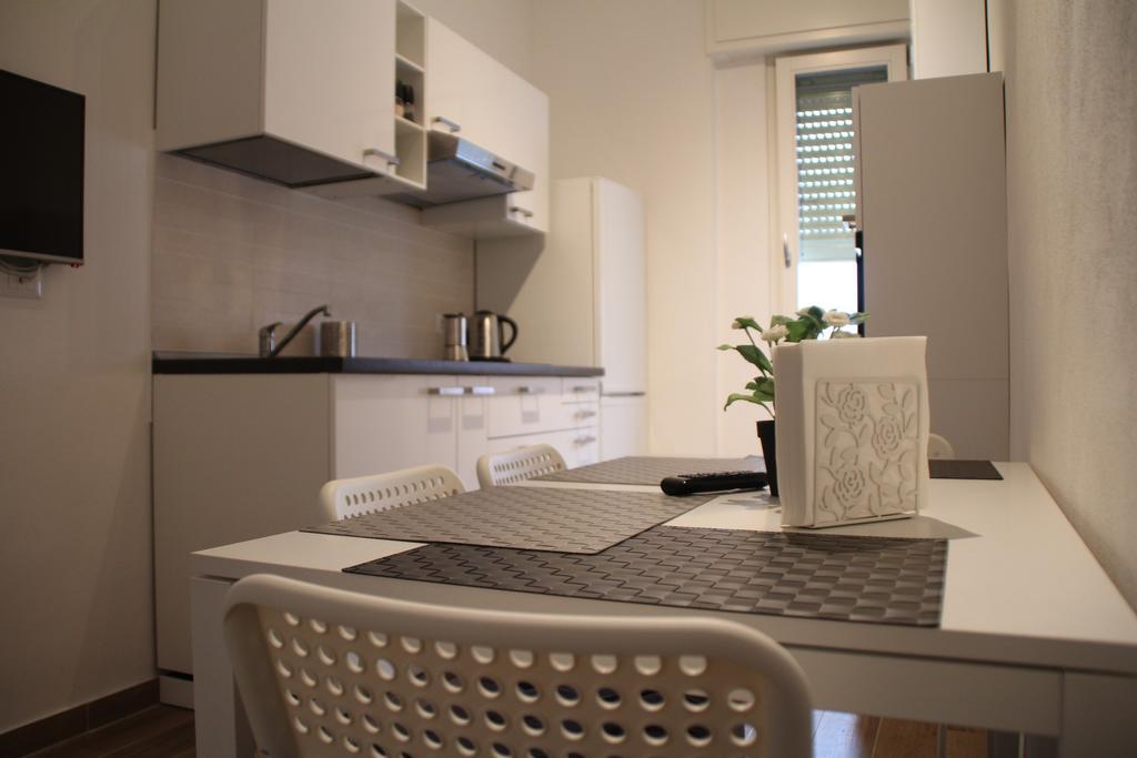 Stephenson Apartment Милано Екстериор снимка
